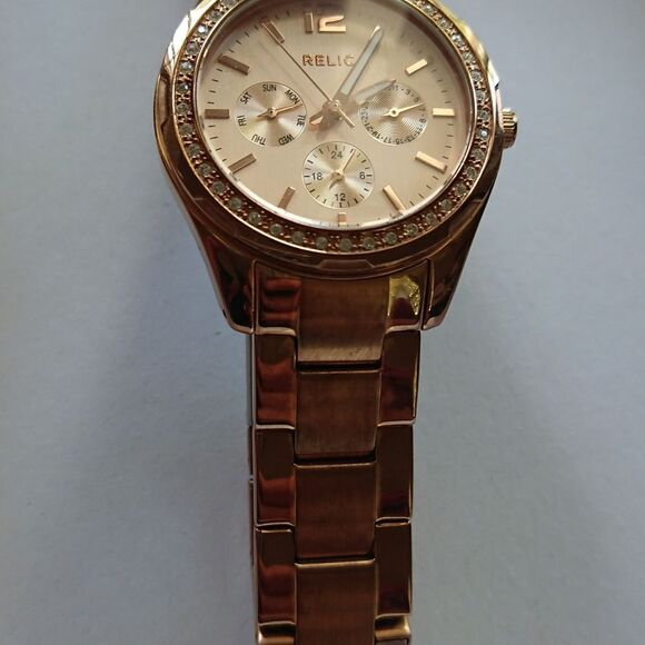 Fossil Relic rose gold tone watch - Picture 6 of 9